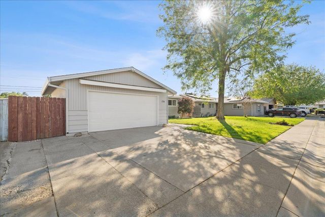 774 April Ln, Yuba City, CA 95991