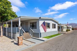 881 N Lake Street 210, Hemet, CA 92544