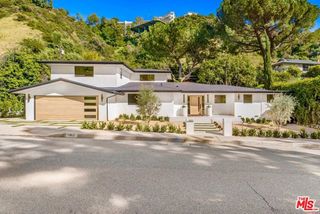 1902 Roscomare Road, Los Angeles, CA 90077
