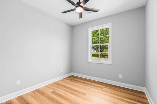 109 Hickory Street, Yadkinville, NC 27055