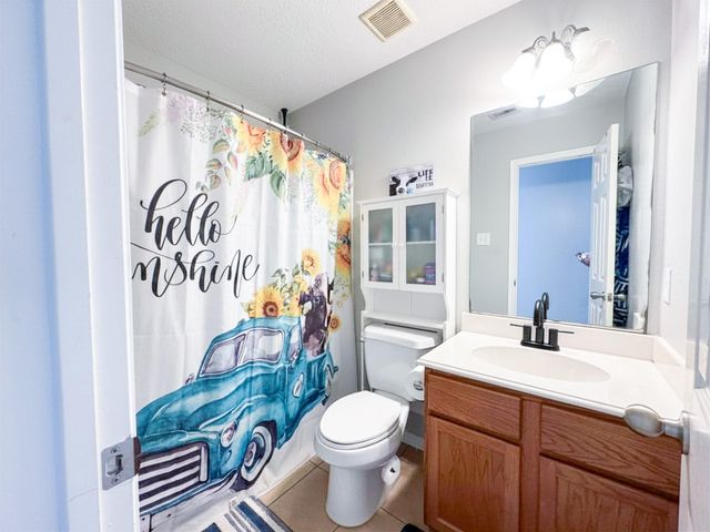 11210 Amber Park Drive, Conroe, TX 77303