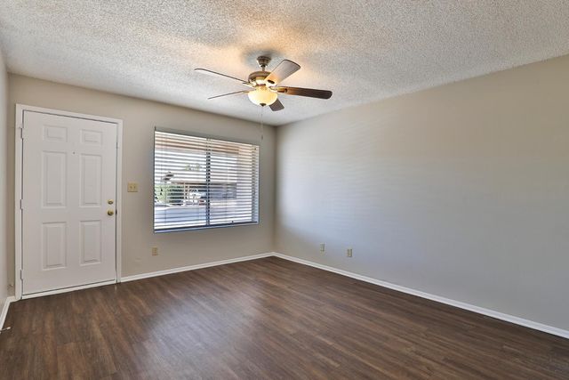 2114 E Dragoon Avenue, Mesa, AZ 85204