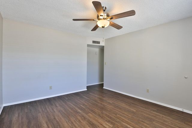 2114 E Dragoon Avenue, Mesa, AZ 85204