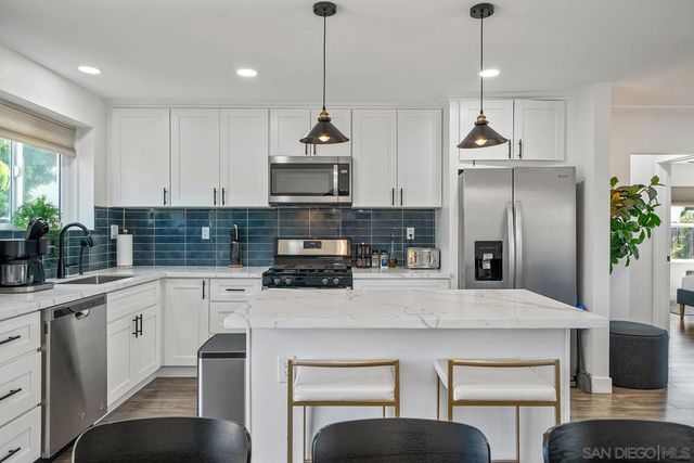 3109 Hawk, San Diego, CA 92103