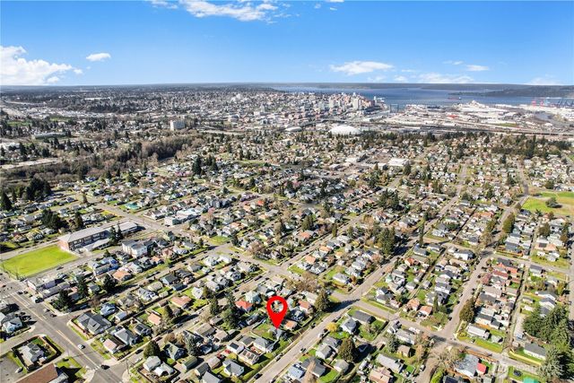 3718 E J ST, Tacoma, WA 98404