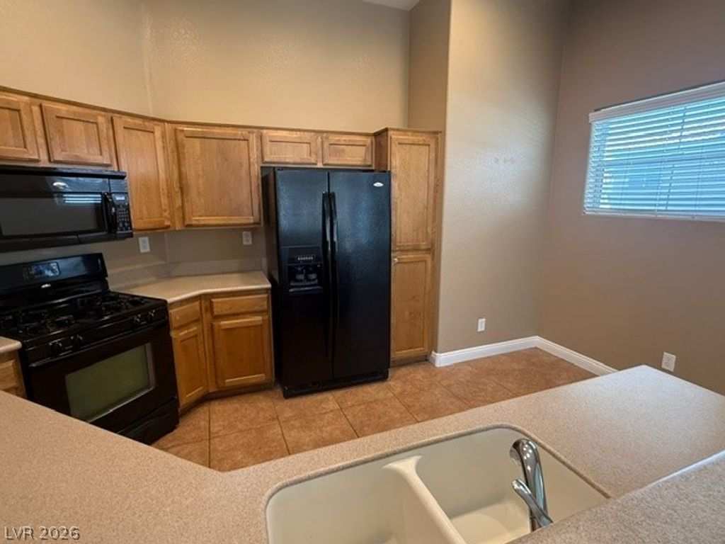8777 West Maule Avenue 2130, Las Vegas, NV 89148 — photo 2