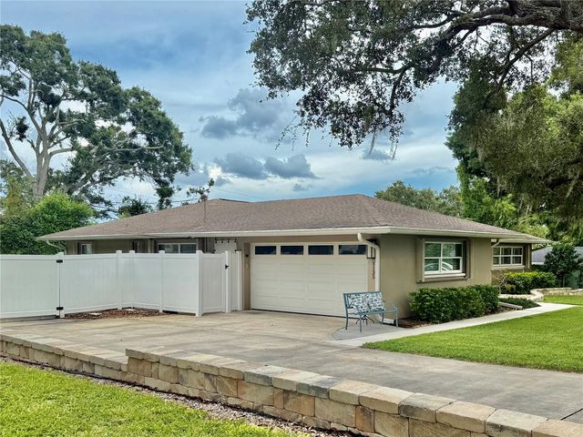 1135 FOUNTAINHEAD DRIVE, Largo, FL 33770