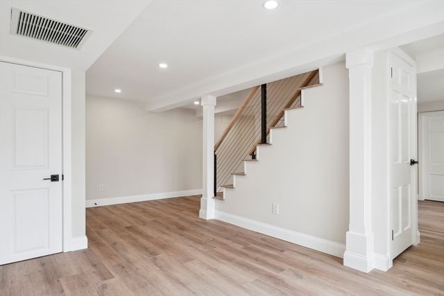 9 Richard Rd, Lexington, MA 02421