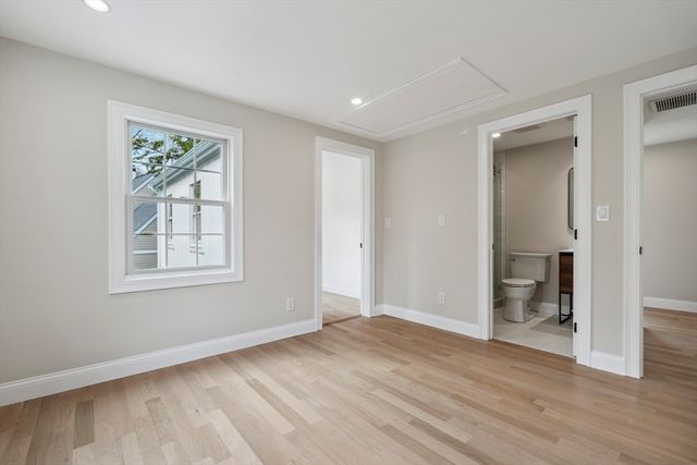 9 Richard Rd, Lexington, MA 02421
