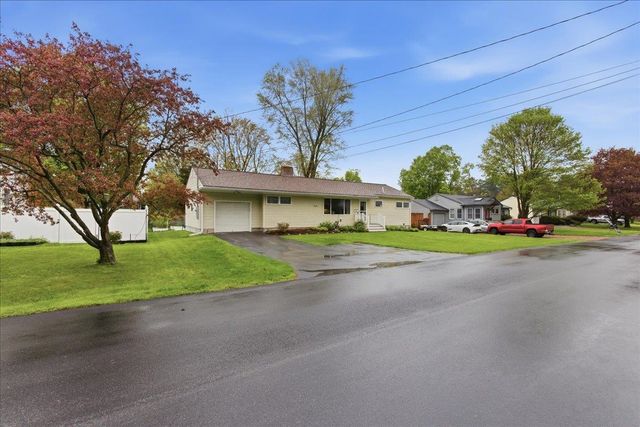 11 Wealthy Avenue, South Burlington, VT 05403