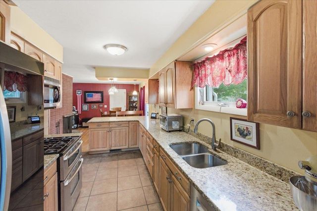11 Wealthy Avenue, South Burlington, VT 05403