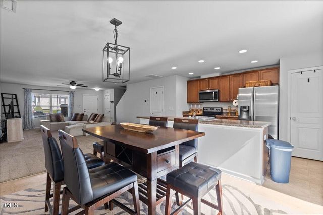 100 Stratford Lakes Drive Unit 384, Durham, NC 27713