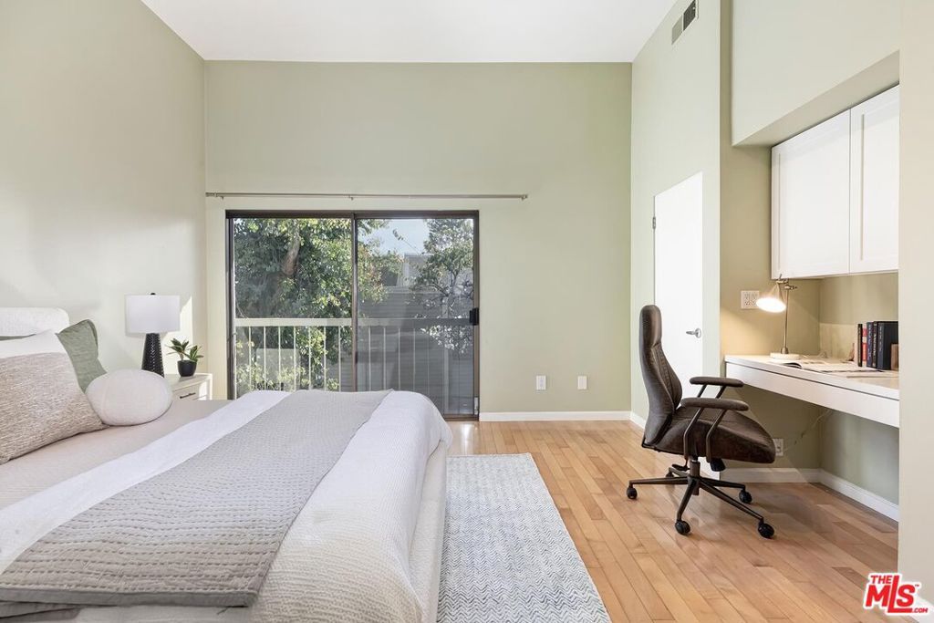 Image 19 of property listing at 13336 Maxella Avenue 5, Marina Del Rey, CA 90292