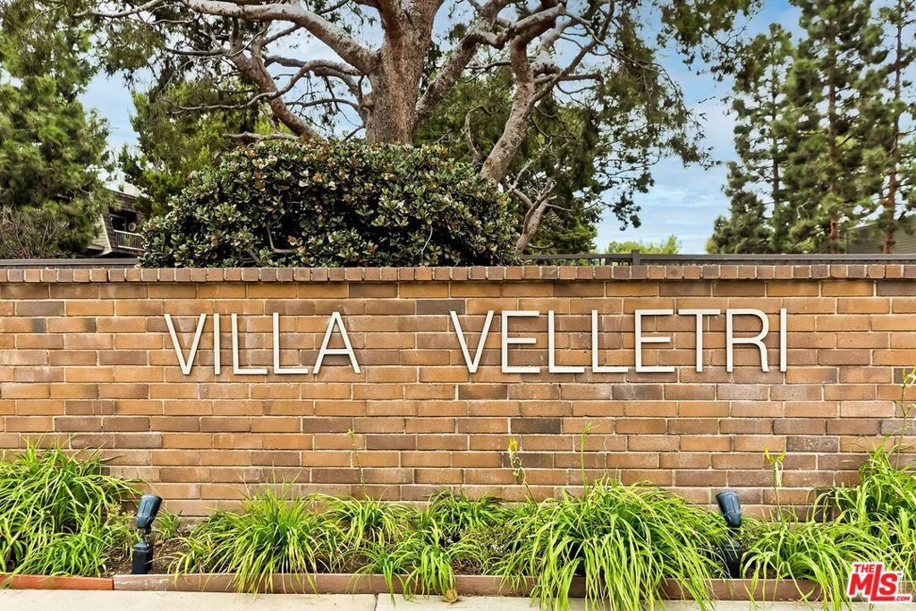 Image 26 of property listing at 13336 Maxella Avenue 5, Marina Del Rey, CA 90292