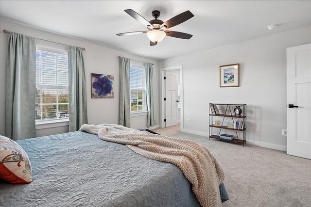 8016 INTERNATIONAL DR, Warrenton, VA 20187