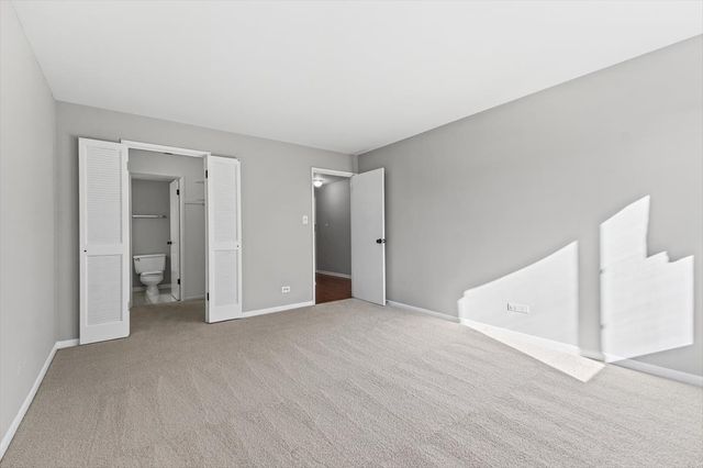 9740 S Pulaski Road 110, Oak Lawn, IL 60453