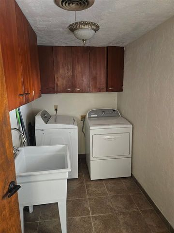 3407 NW Kinyon, Lawton, OK 73505