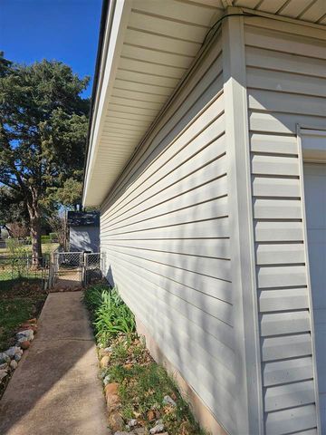 3407 NW Kinyon, Lawton, OK 73505