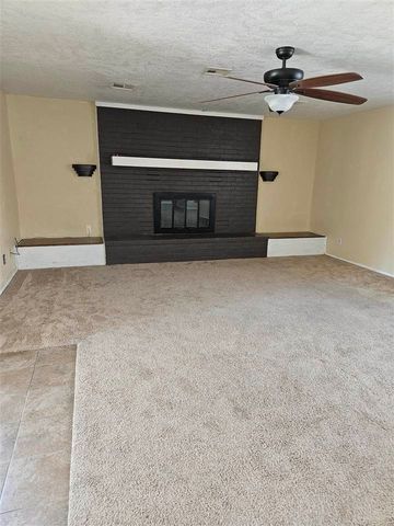 3407 NW Kinyon, Lawton, OK 73505