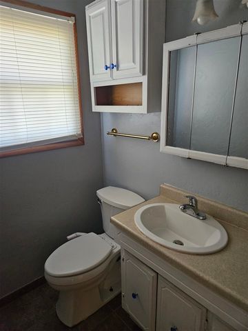 3407 NW Kinyon, Lawton, OK 73505