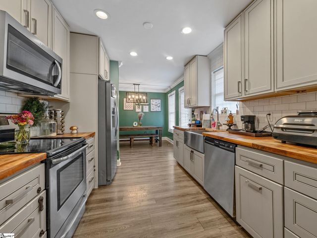 1515 Rainbow Lake Road, Inman, SC 29349
