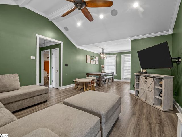 1515 Rainbow Lake Road, Inman, SC 29349