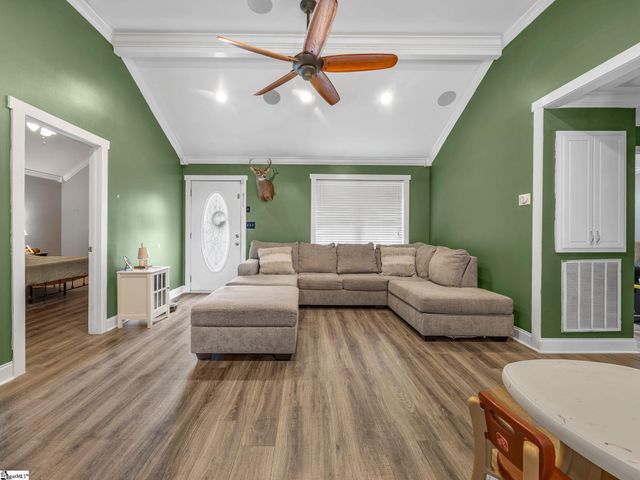 1515 Rainbow Lake Road, Inman, SC 29349