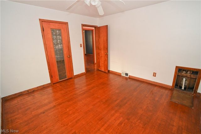 11 Brookline Avenue, Youngstown, OH 44505