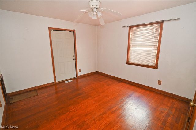 11 Brookline Avenue, Youngstown, OH 44505