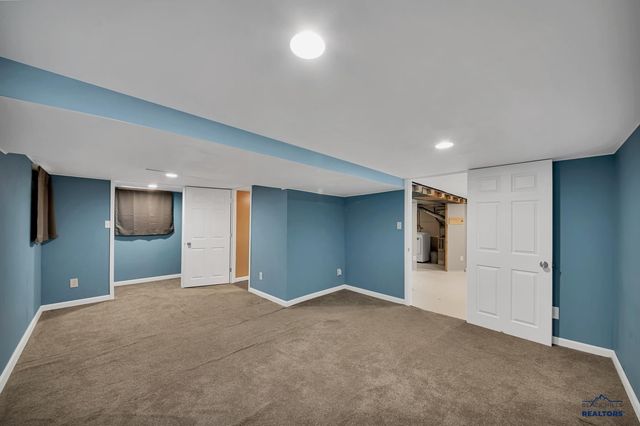 4125 CANYON LAKE DR, Rapid City, SD 57702