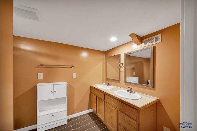 4125 CANYON LAKE DR, Rapid City, SD 57702