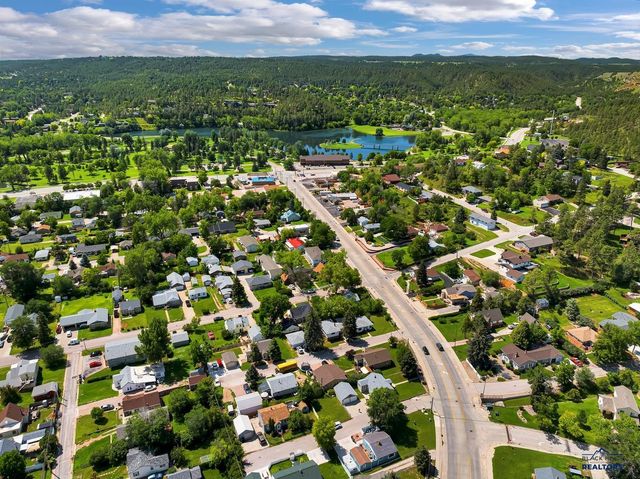 4125 CANYON LAKE DR, Rapid City, SD 57702
