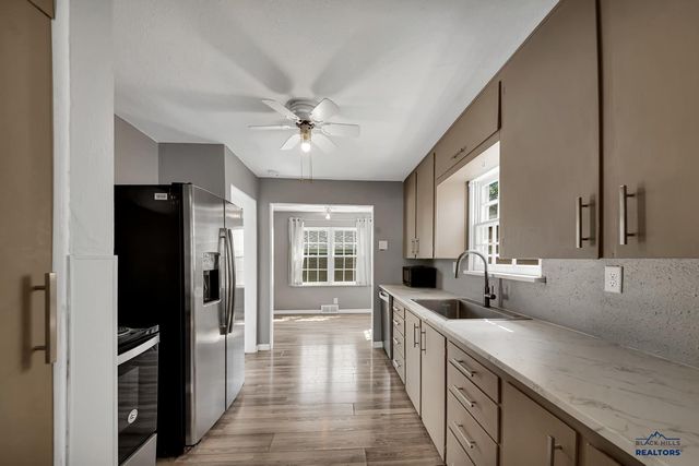 4125 CANYON LAKE DR, Rapid City, SD 57702