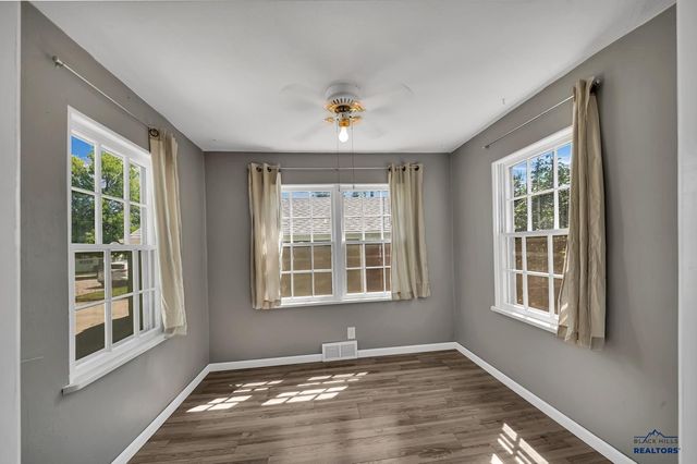 4125 CANYON LAKE DR, Rapid City, SD 57702