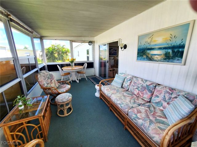 865 Moonlight DR, North Fort Myers, FL 33917