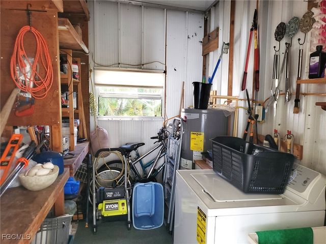 865 Moonlight DR, North Fort Myers, FL 33917