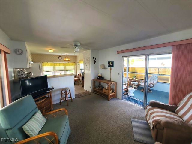 865 Moonlight DR, North Fort Myers, FL 33917