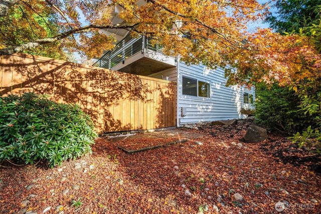 20005 13th pl NW, Shoreline, WA 98177