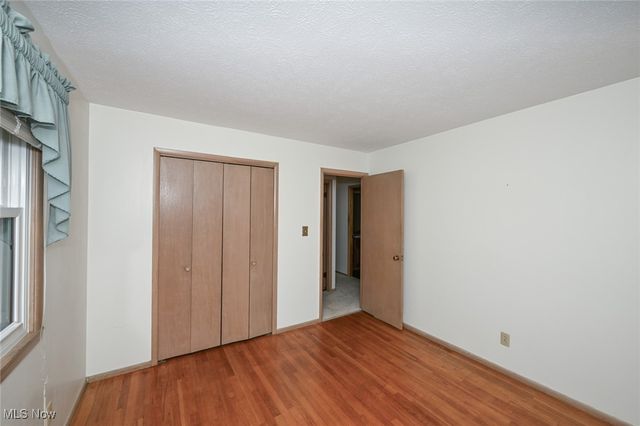 9158 Tanglewood Road, Macedonia, OH 44056