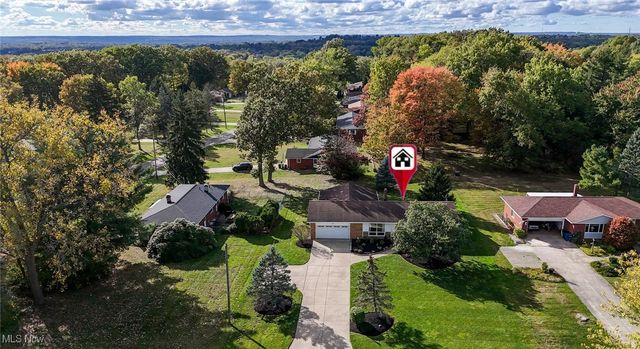 9158 Tanglewood Road, Macedonia, OH 44056