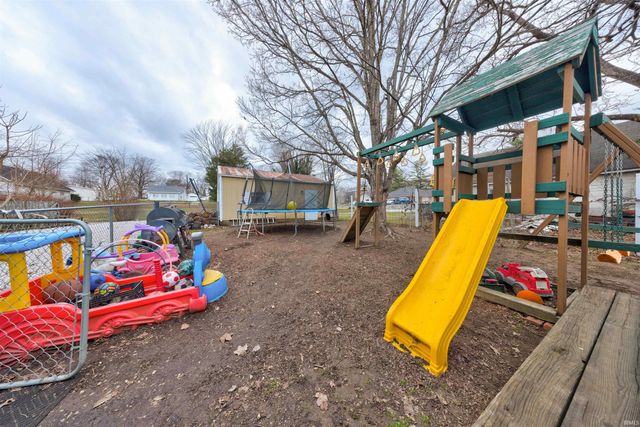 1013 N Main Street, Winslow, IN 47598