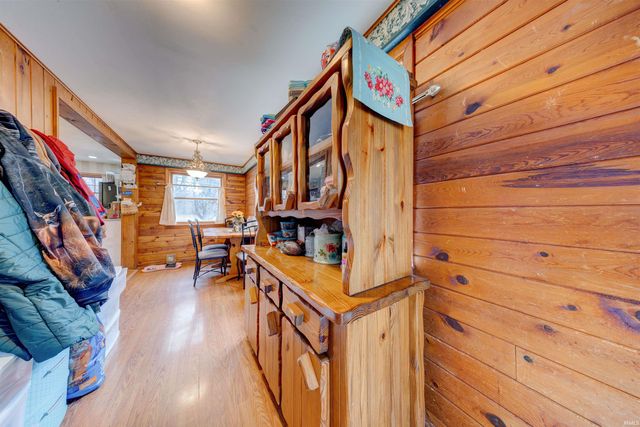 1013 N Main Street, Winslow, IN 47598