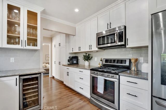 21219 De La Osa, Woodland Hills, CA 91364