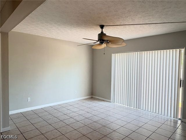 1123 SW 48th TER 103, Cape Coral, FL 33914