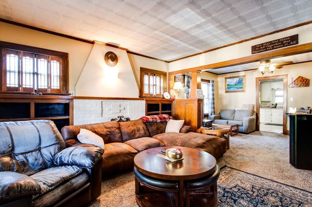 924 N Rutan St, Wichita, KS 67208