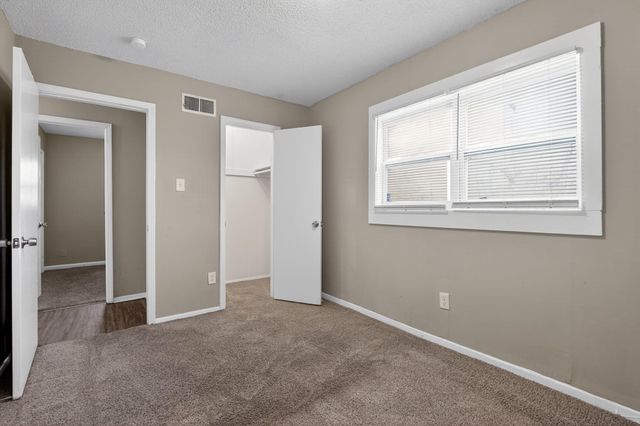 4212 FALCON DR, Memphis, TN 38109