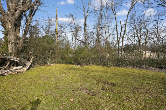 4212 FALCON DR, Memphis, TN 38109