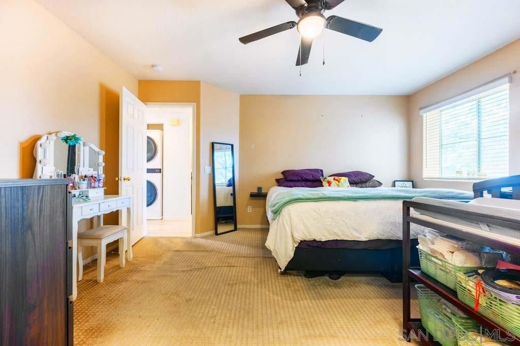 Image 21 of property listing at 13945 Midland Rd, Poway, CA 92064