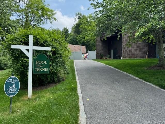352 N Greeley Avenue, Chappaqua, NY 10514