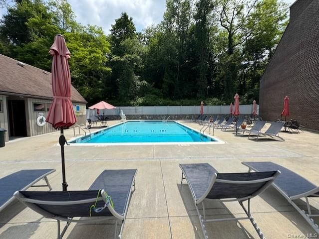 352 N Greeley Avenue, Chappaqua, NY 10514
